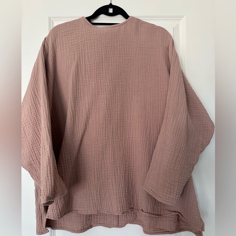 April Meets October - October Top in Dusty Lilac One Size - Picture 3 of 4